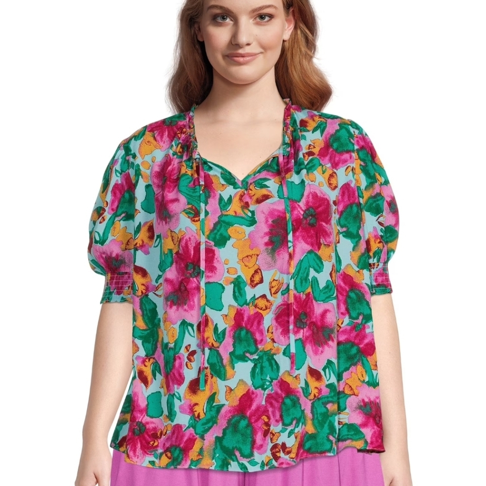 Terra & Sky Short Sleeve V-Neck Floral Rayon Blouse